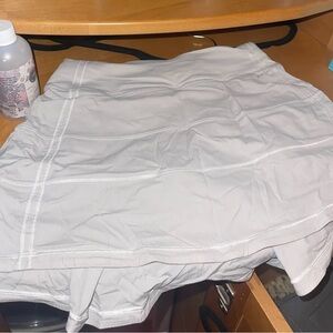 White lululemon pace rival skirt
